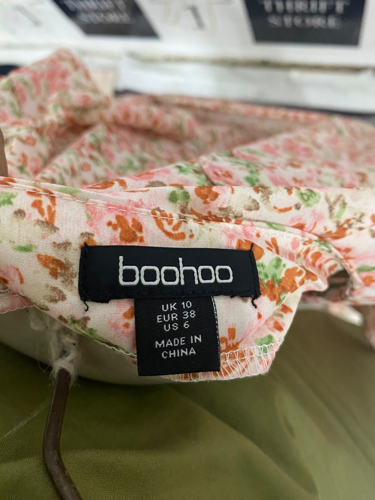BOOHOO |M| BUST 18| A27| BLUSH PINK & ORANGE FLORAL WRAP-STYLE RUFFLE MIDI DRESS