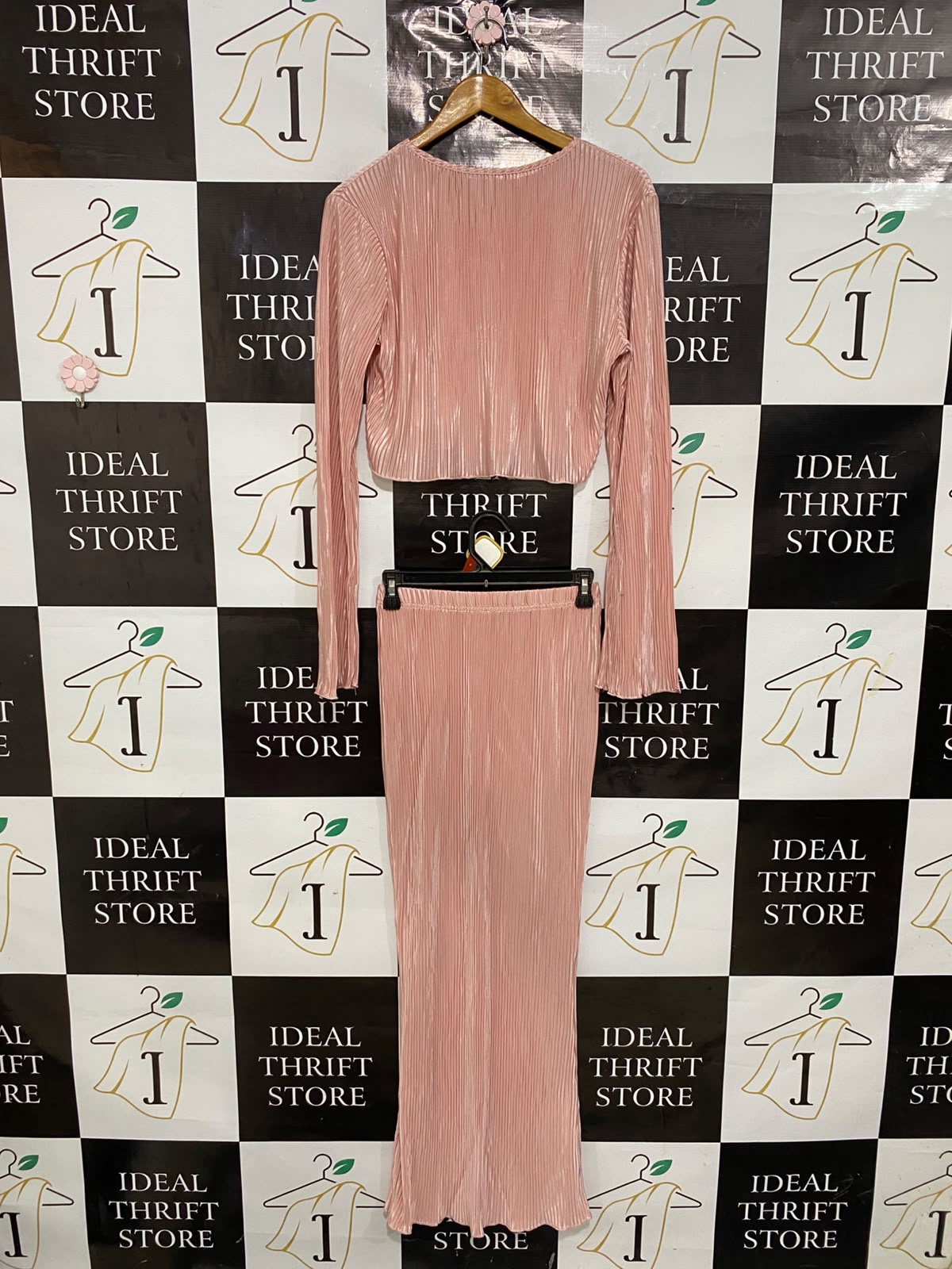 SHEIN |XS| A27| DUSTY ROSE PLISÉ PLEATED LONG-SLEEVE CROP TOP & MIDI SKIRT SET