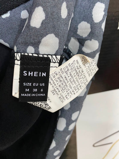 SHEIN |M| BUST 21| A27| BLACK & WHITE ABSTRACT SPOT-PRINT HIGH-NECK TUNIC TOP