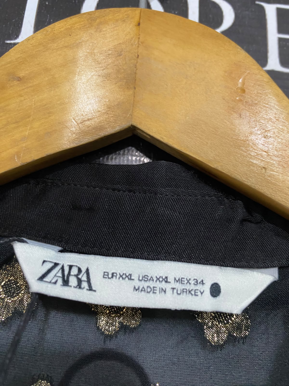 ZARA |XL| BUST 20| A27| BLACK & GOLD METALLIC JACQUARD COLLARED BUTTON-DOWN TUNIC DRESS