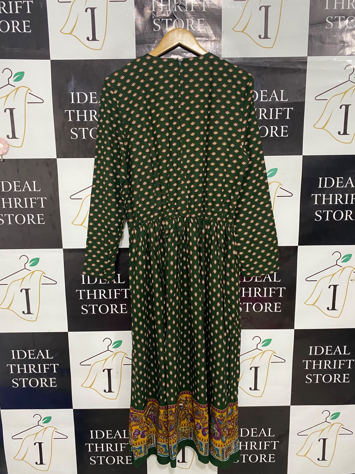 BEDFORD FAIR |L| BUST 19| A27| FOREST GREEN & MULTICOLOR BORDER-PRINT LONG-SLEEVE MIDI DRESS