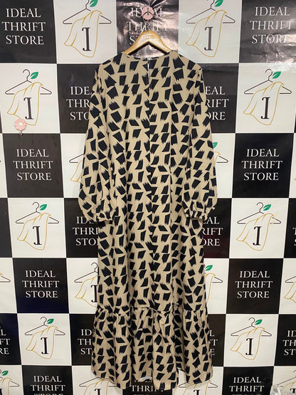|XL| BUST 22| A27| BEIGE & BLACK ABSTRACT GEOMETRIC LONG-SLEEVE MIDI DRESS