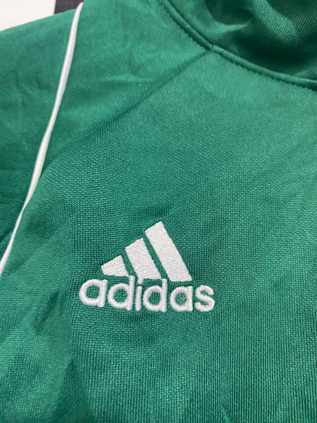 ADIDAS |S| BUST 17| A27| FOREST GREEN & WHITE PIPED ATHLETIC ZIP-UP TRACK JACKET