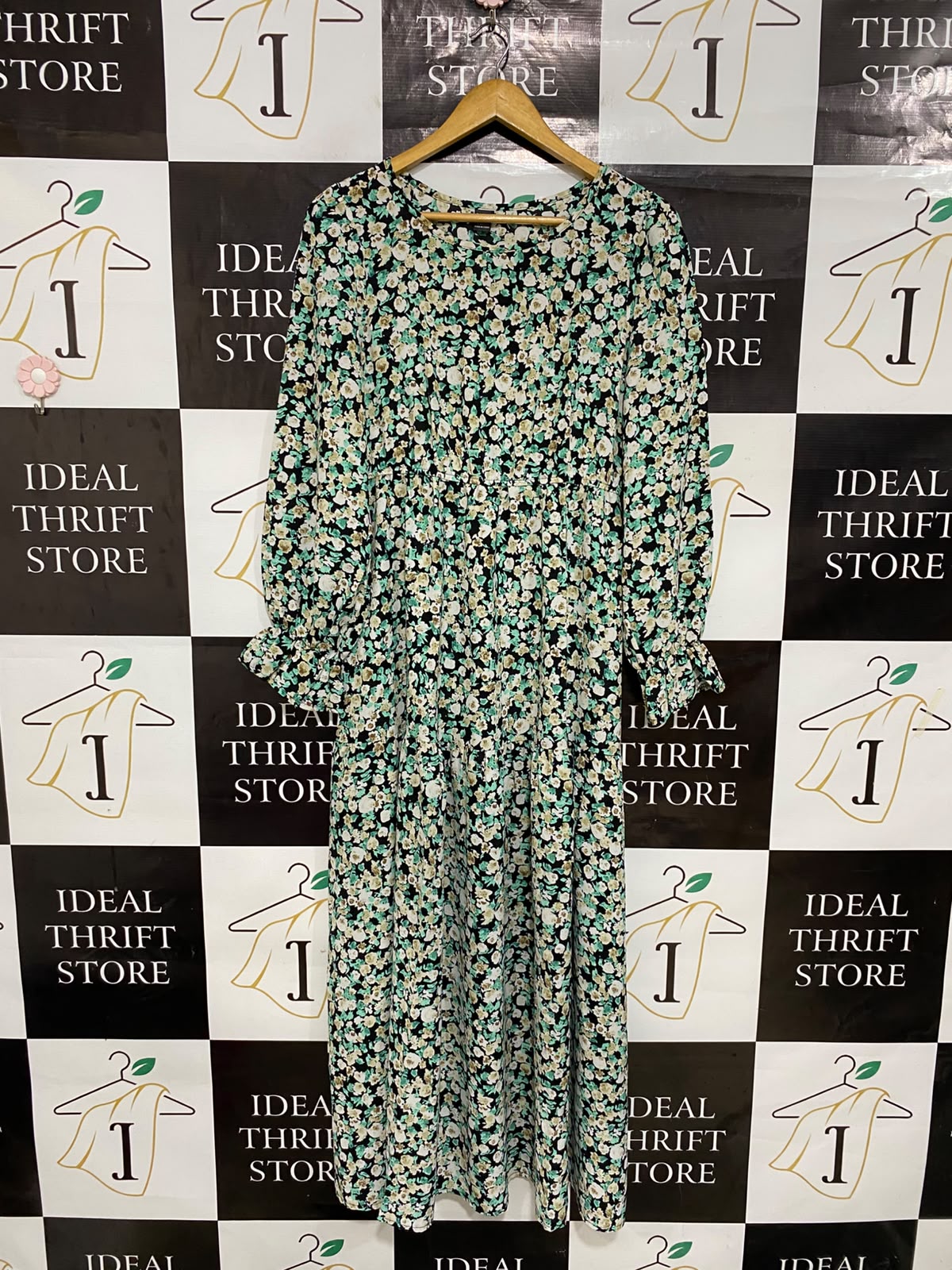 SHEIN |L| BUST 18| A27| BLACK & MINT GREEN FLORAL LONG-SLEEVE TIERED MIDI DRESS