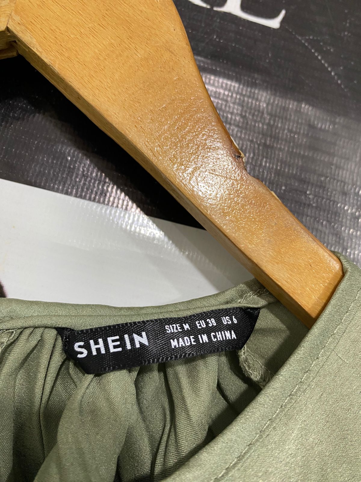 SHEIN |M| BUST FREE| A29| SAGE GREEN PLEATED TIE-WAIST LONG-SLEEVE MIDI DRESS