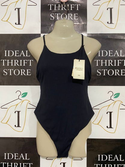 CARVICO |S| BUST 15| A28| CLASSIC BLACK RIBBED SCOOP-NECK ONE-PIECE SWIMSUIT / BODYSUIT