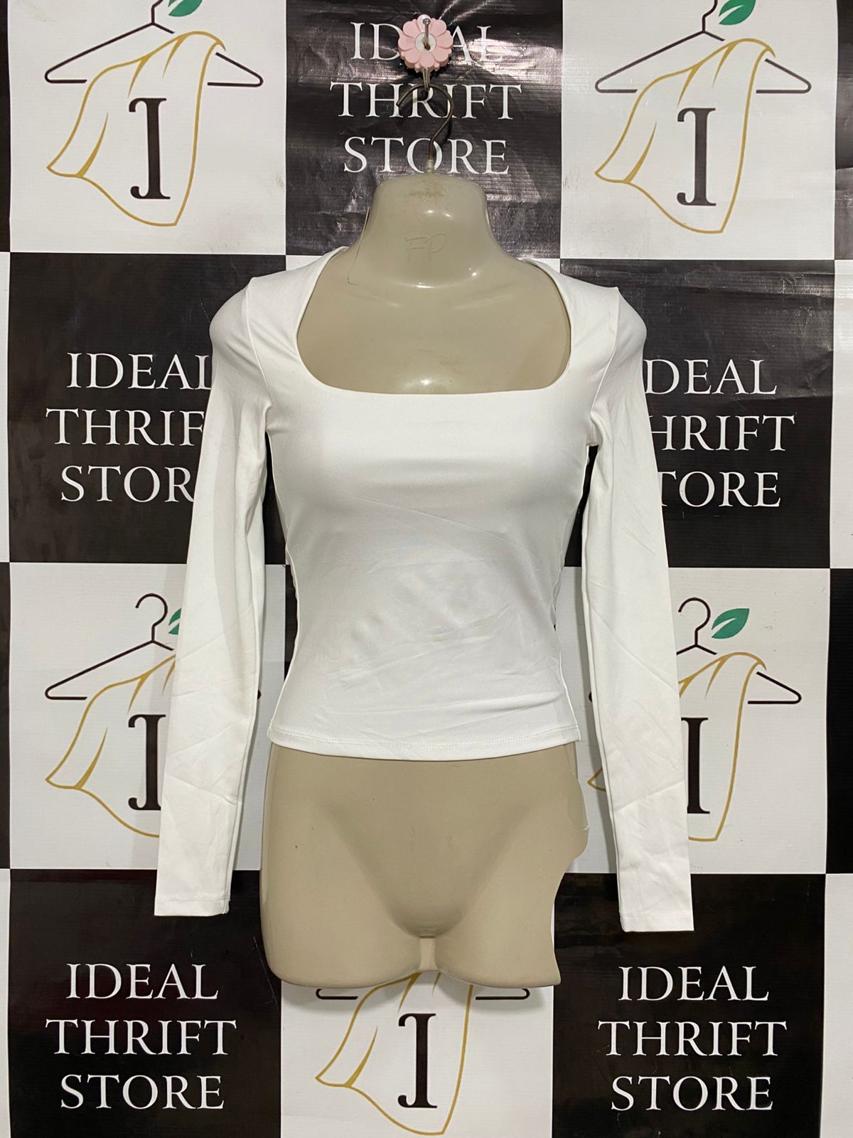 H&M |XS| BUST 12| A28| CLASSIC WHITE SQUARE-NECK LONG-SLEEVE CROP TOP
