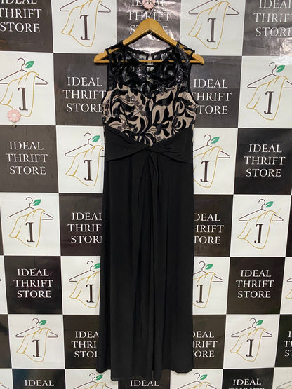 M&CO |M| BUST 17| A28| ELEGANT BLACK & NUDE LACE-ACCENT SLEEVELESS FORMAL MAXI DRESS