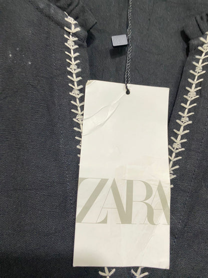 ZARA |XS| BUST 19| A28| BLACK & WHITE EMBROIDERED BOHO LONG-SLEEVE BLOUSE