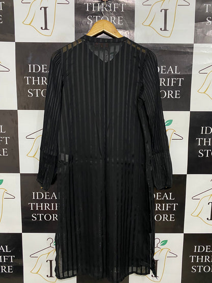 QED LONDON |M| BUST 18| A28| BLACK STRIPED TIE-NECK BUTTON-FRONT MIDI SHIRT DRESS / TUNIC