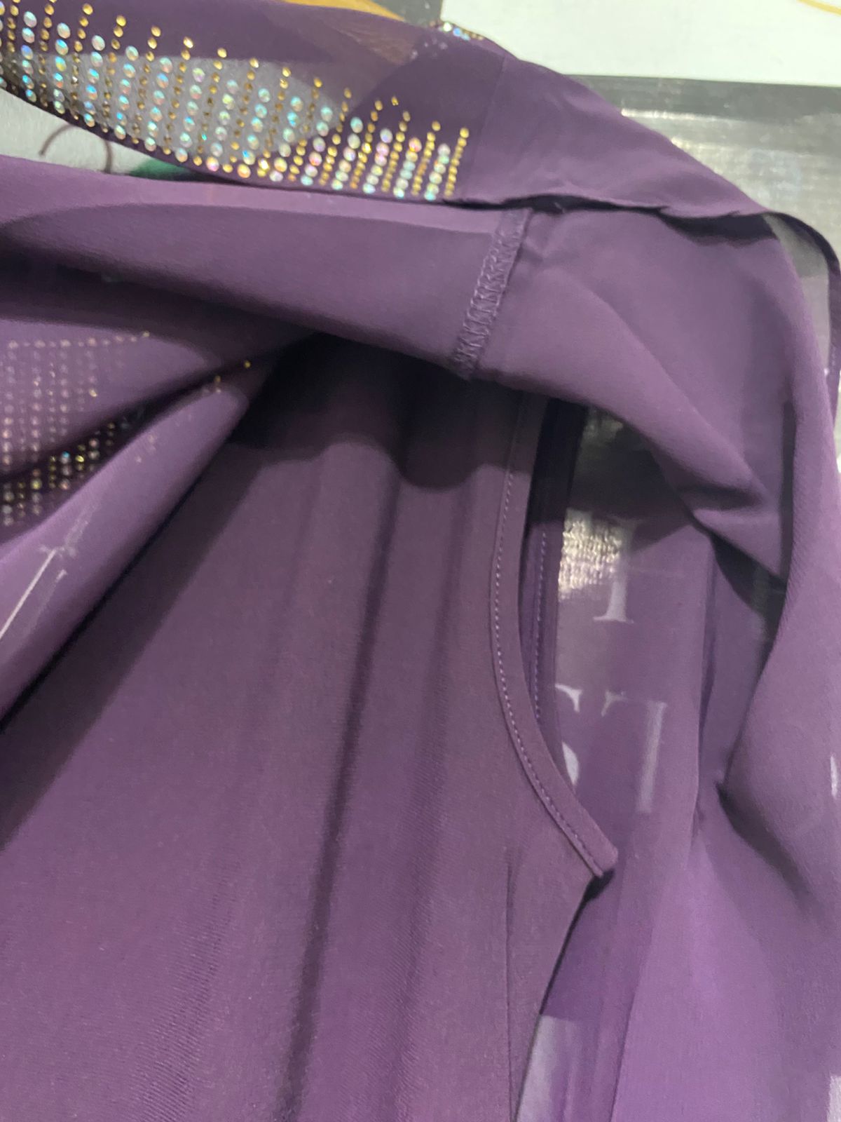 HESBA |M| BUST 18| A28| ELEGANT DEEP PLUM PURPLE RHINESTONE-TRIM CAFTAN / MAXI DRESS