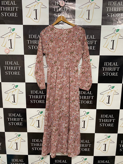|M| BUST 17| A28| DUSTY PINK FLORAL PRINT LONG-SLEEVE RUFFLE-HEM MIDI / MAXI DRESS