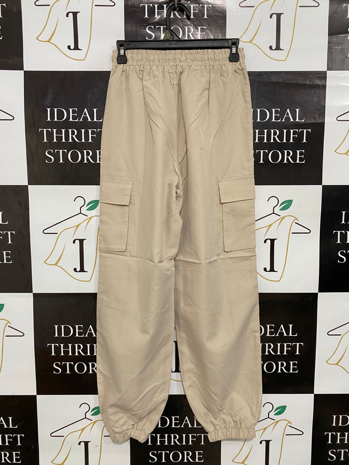 |XS| WAIST 25| A28| BEIGE UTILITY CARGO JOGGER PANTS WITH FLAP POCKETS