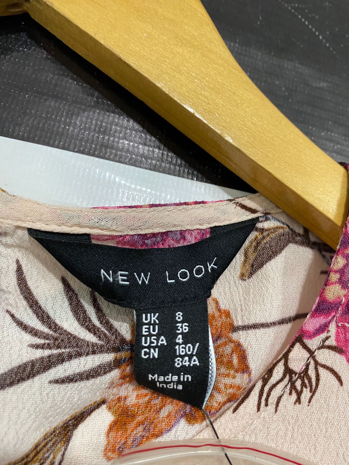 NEW LOOK |S| BUST 17| A28| BLUSH PINK FLORAL PRINT PUFF-SLEEVE BEADED BLOUSE