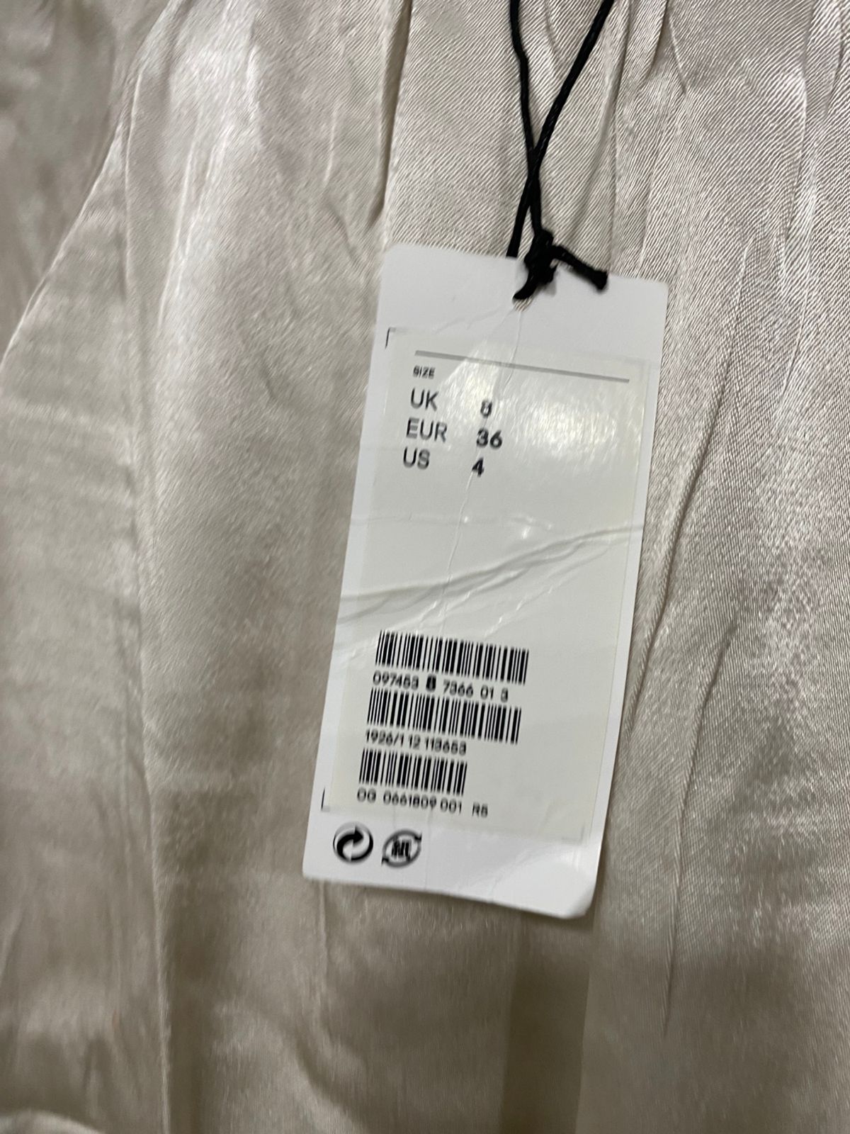 H&M |XS| BUST 18| A28| CHAMPAGNE SATIN GATHERED-NECK FLARED-SLEEVE BLOUSE
