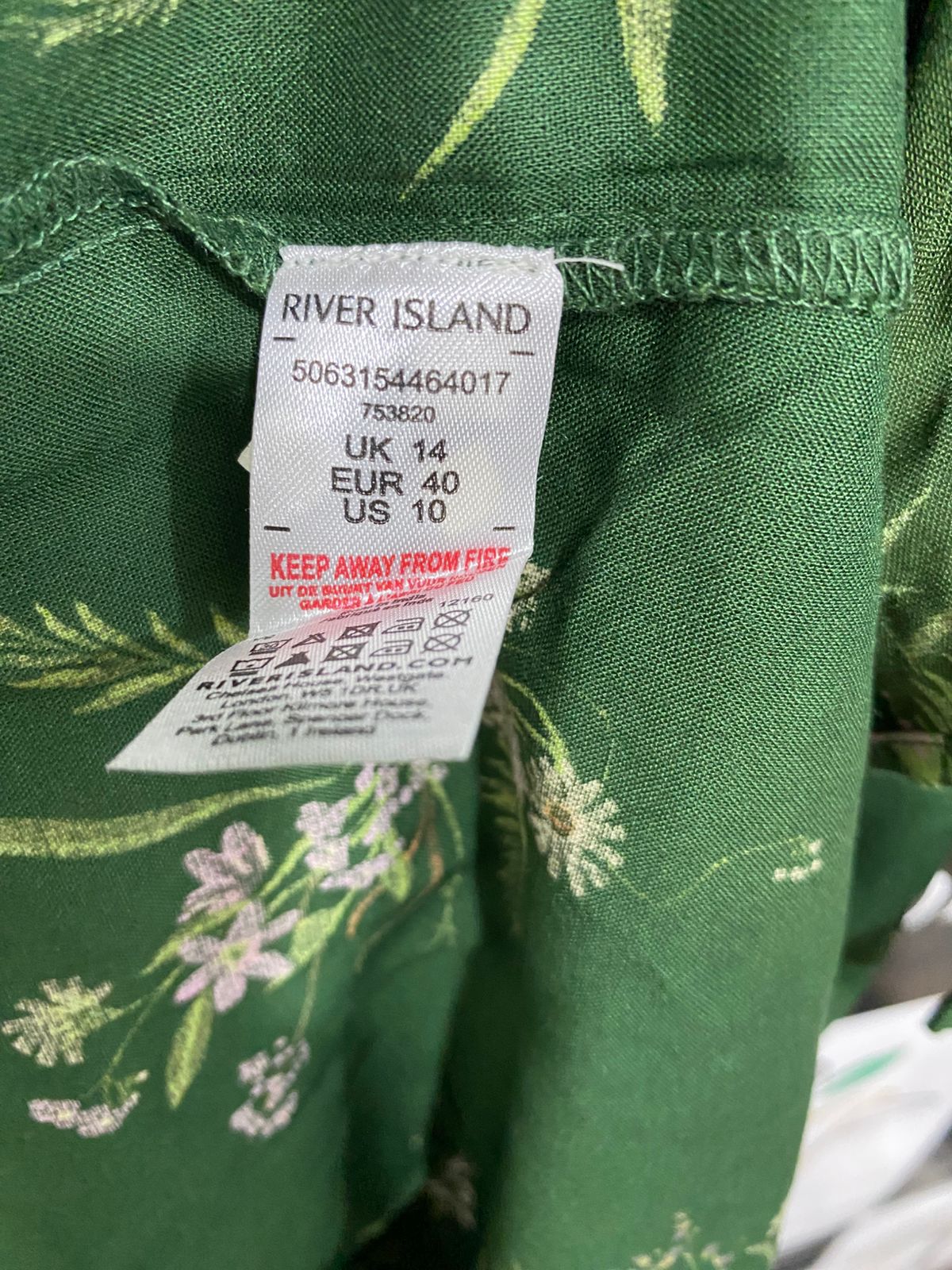 RIVER ISALND |L| BUST 19| A28| FOREST GREEN & PINK FLORAL RUFFLE-TRIM LONG-SLEEVE MAXI DRESS