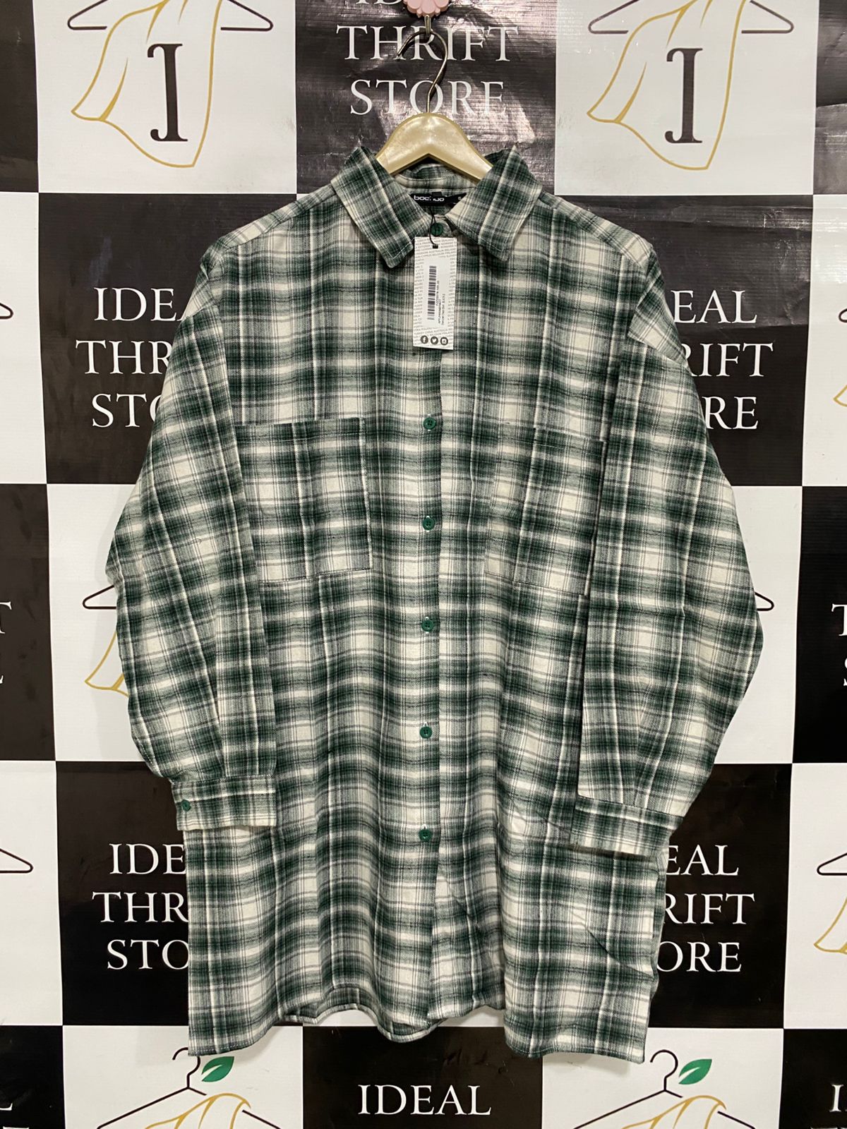 BOOHOO |S| BUST 23| A28| GREEN & WHITE PLAID OVERSIZED BUTTON-DOWN SHIRT / TUNIC