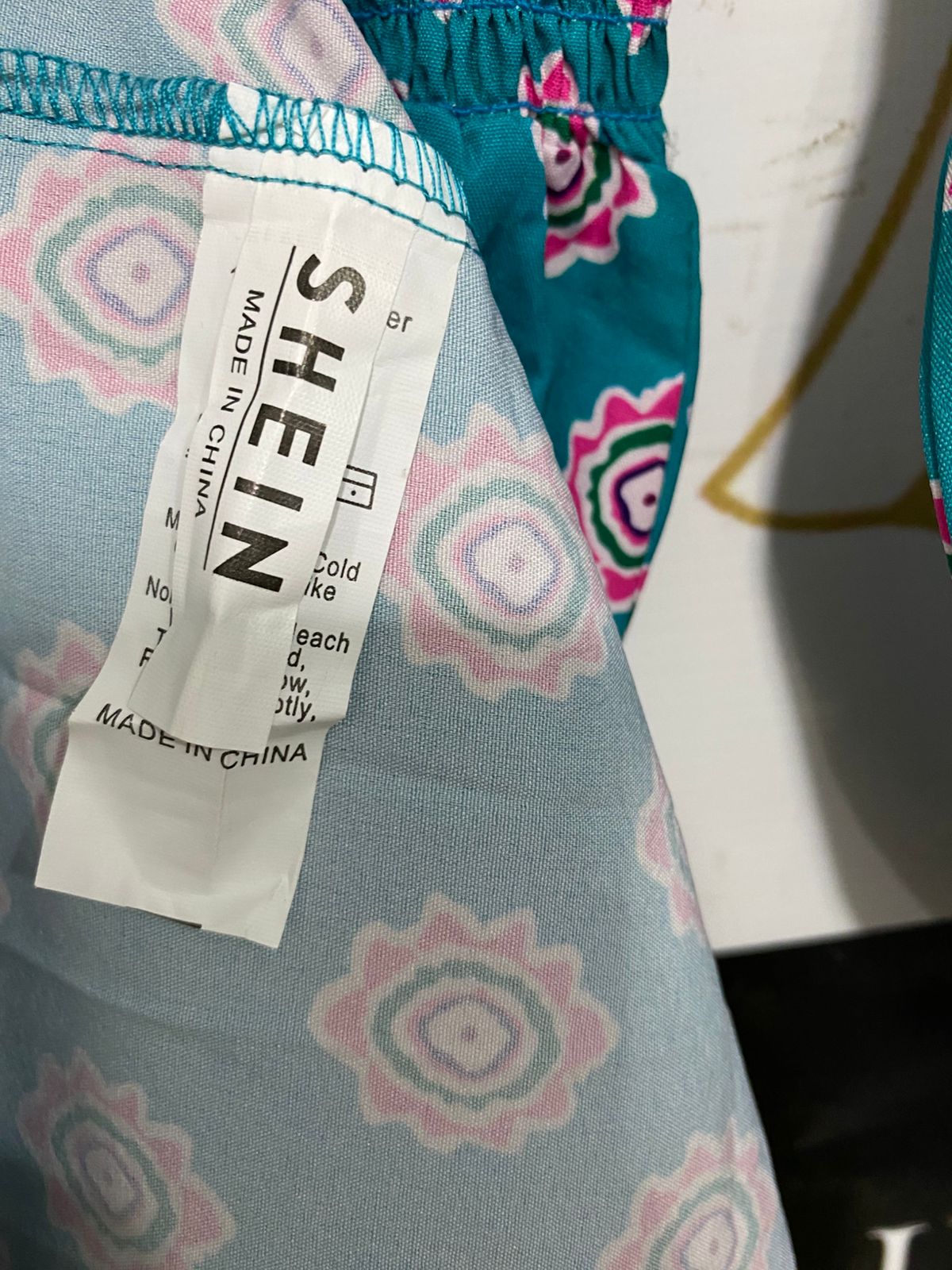 SHEIN |M| BUST 16| A28| TEAL & PINK GEOMETRIC MEDALLION PRINT SMOCKED MIDI DRESS