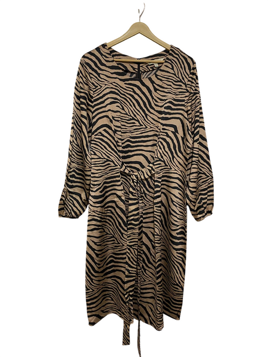 YUMI |M| BUST 20| A29| BEIGE & BLACK ZEBRA ANIMAL PRINT LONG-SLEEVE TIE-WAIST MIDI DRESS