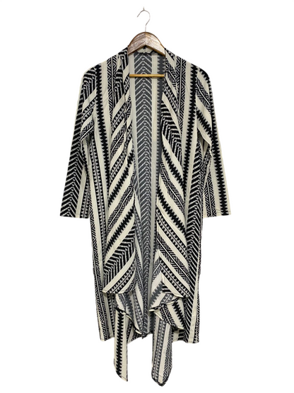 SHEIN |S| BUST 19| A29| BLACK & WHITE AZTEC GEOMETRIC PRINT OPEN-FRONT LONG CARDIGAN
