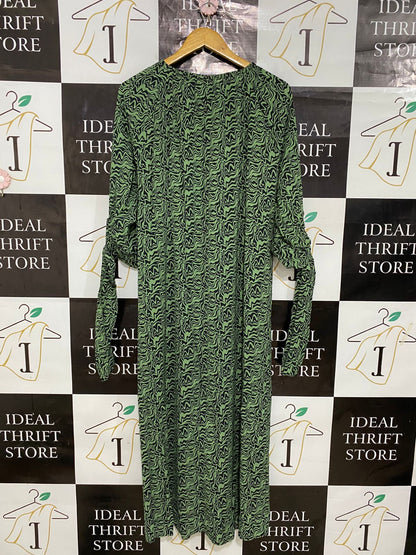 MONKL |M| BUST 23| A30| GREEN & BLACK WAVY ABSTRACT PRINT LONG-SLEEVE MIDI DRESS