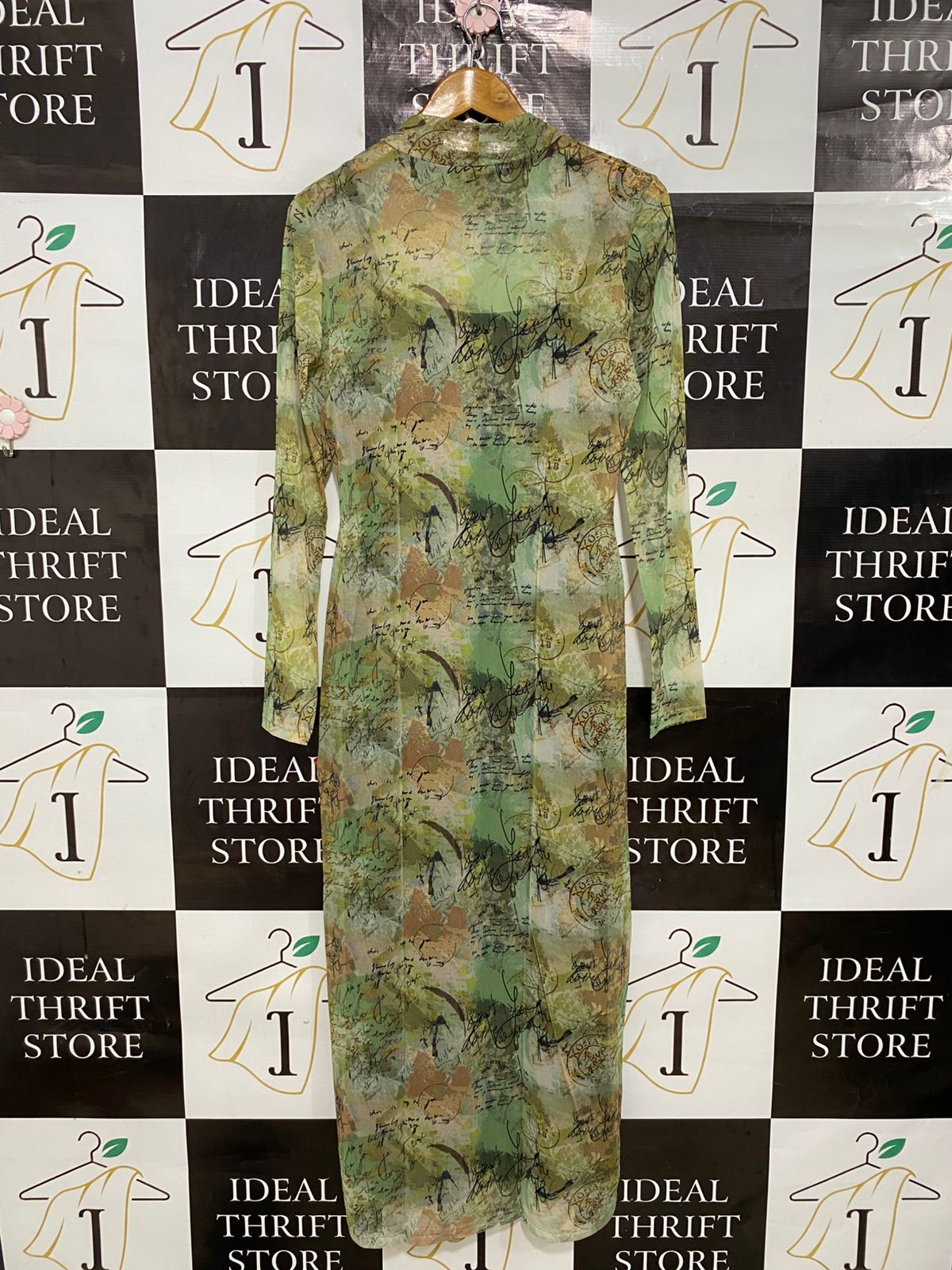 DEFACTO |L| BUST 16| A30| GREEN MESH SCRIPT & POSTMARK PRINT MOCK-NECK LONG-SLEEVE MIDI DRESS
