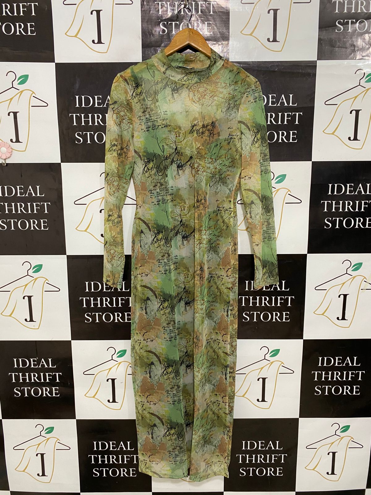 DEFACTO |L| BUST 16| A30| GREEN MESH SCRIPT & POSTMARK PRINT MOCK-NECK LONG-SLEEVE MIDI DRESS