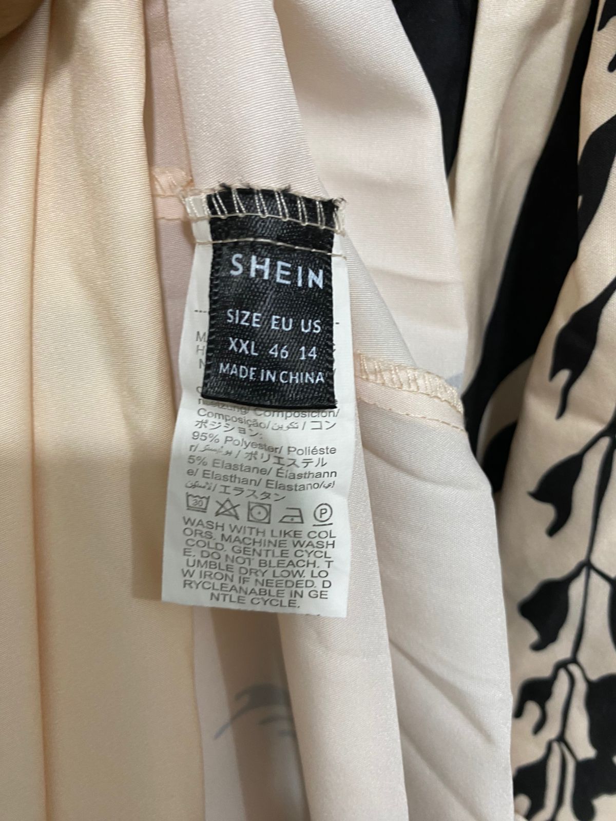 SHEIN |XL| BUST 21| A30| BEIGE & BLACK BOLD BOTANICAL PRINT RUFFLE-TRIM LONG-SLEEVE MAXI DRESS