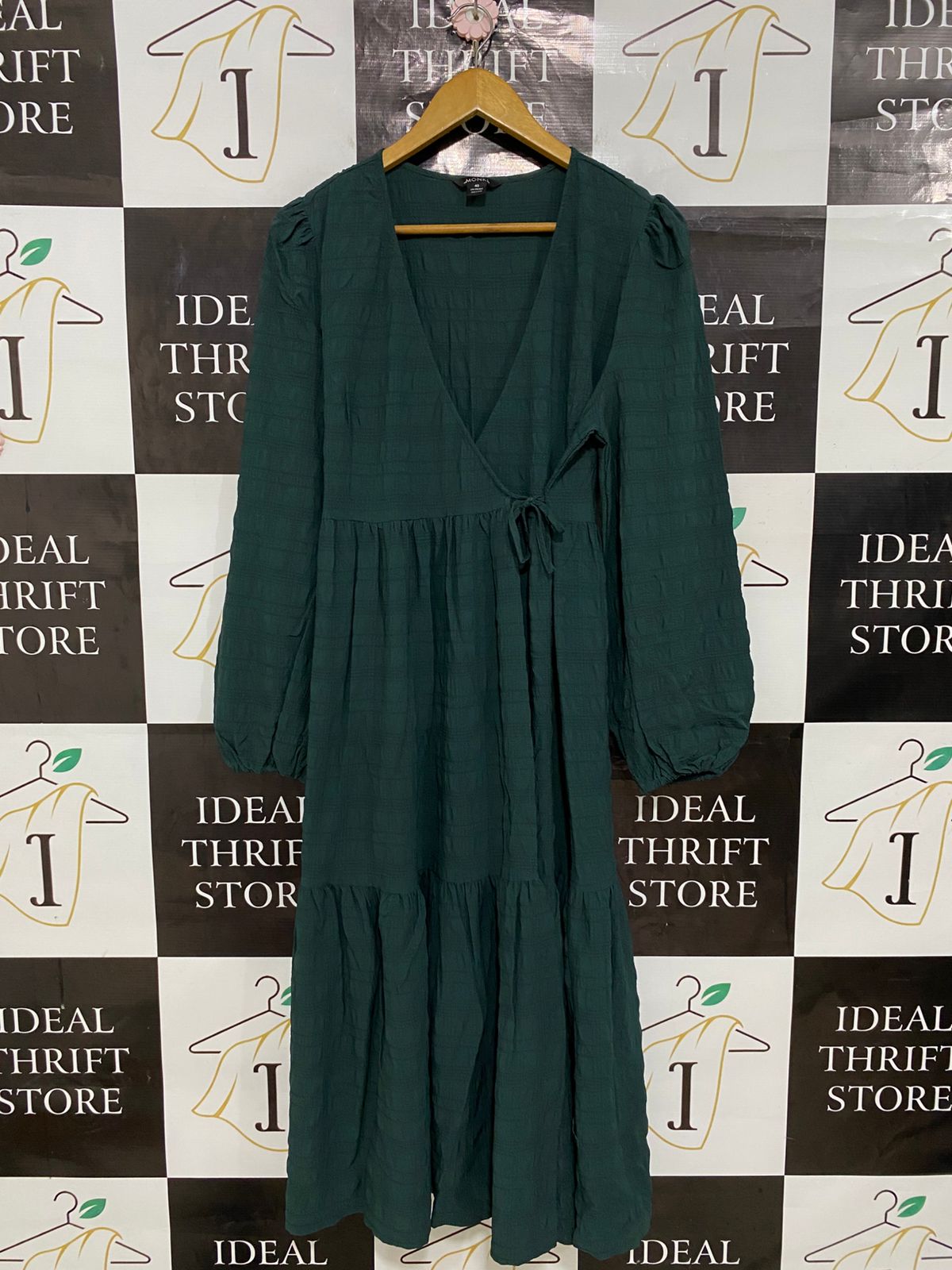 MONKL |M| BUST 17| A30| DARK GREEN TEXTURED WRAP-STYLE LONG-SLEEVE TIERED MIDI DRESS
