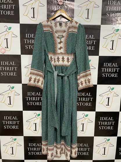 SHEIN |L| BUST 19| A30| GREEN & CREAM BOHEMIAN PRINT LONG-SLEEVE TIE-WAIST MAXI DRESS
