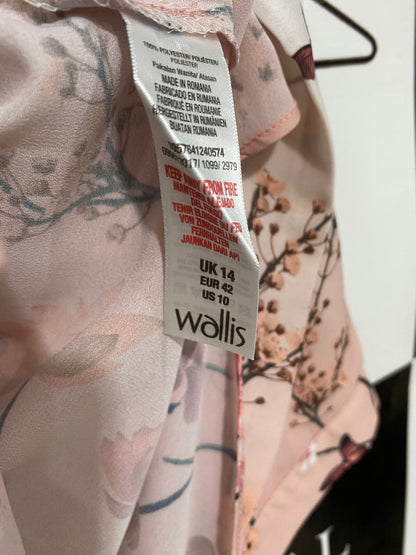 WALLIS |M| BUST 21| A30| WHITE & BLUSH OMBRE FLORAL & BUTTERFLY BUTTON-DOWN TUNIC