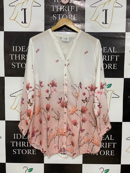 WALLIS |M| BUST 21| A30| WHITE & BLUSH OMBRE FLORAL & BUTTERFLY BUTTON-DOWN TUNIC