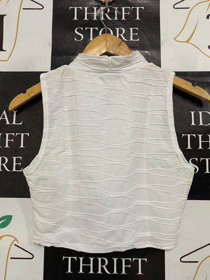 REBELLIOUS |S| BUST 15| A29| WHITE TEXTURED MOCK NECK SLEEVELESS CROP TOP