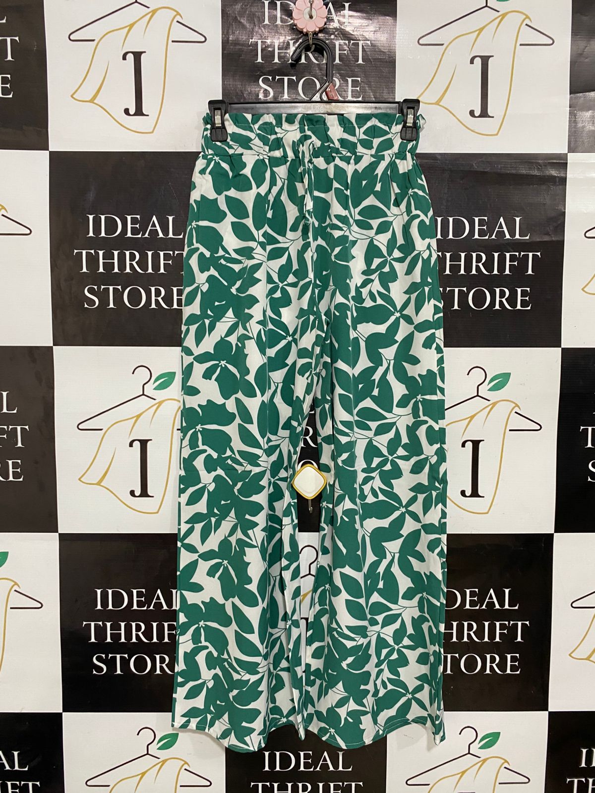 SHEIN |XS| WAIST 24| A29| GREEN & WHITE BOTANICAL LEAF PRINT WIDE-LEG LOUNGE PANTS