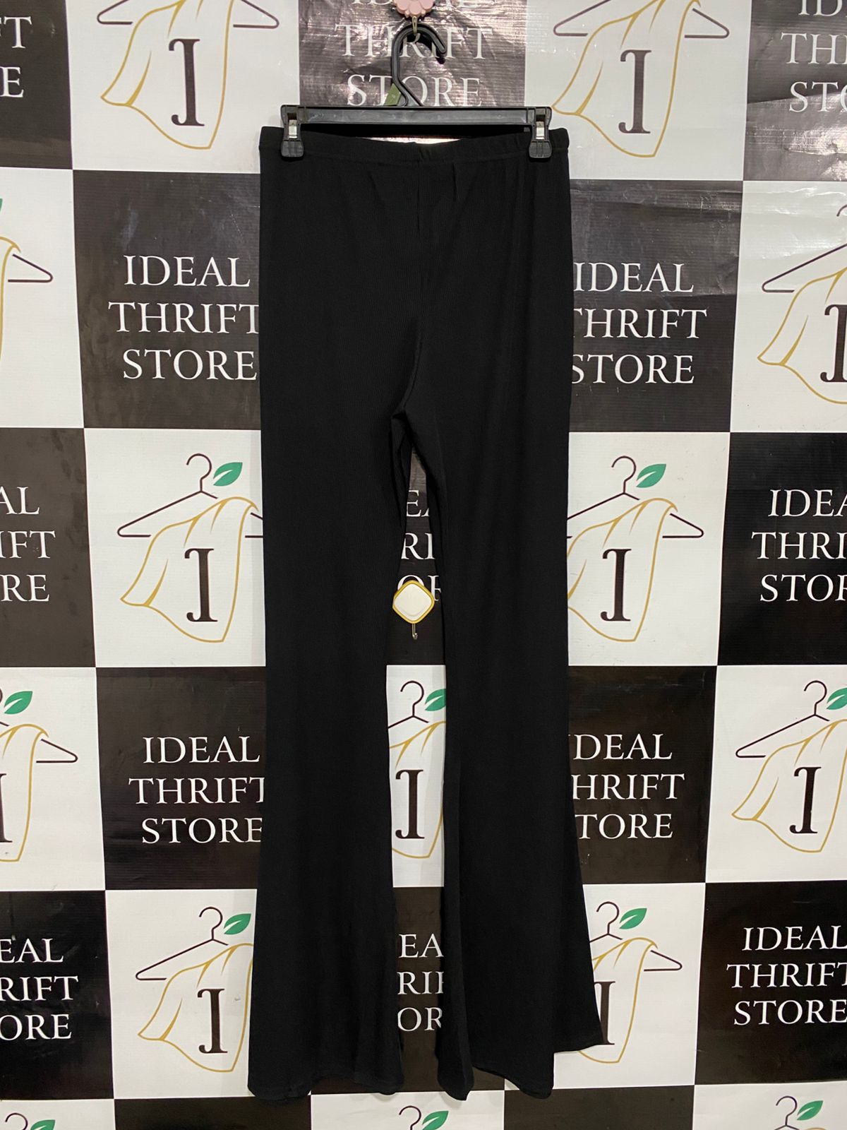 PRETTYLITTLE THING |S| WAIST 26| A29| BLACK RIBBED HIGH-WAISTED FLARE TROUSERS