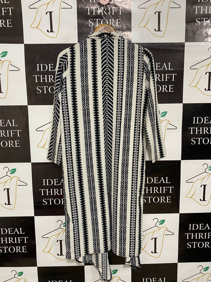 SHEIN |S| BUST 19| A29| BLACK & WHITE AZTEC GEOMETRIC PRINT OPEN-FRONT LONG CARDIGAN
