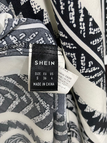 SHEIN |S| BUST 19| A29| BLACK & WHITE AZTEC GEOMETRIC PRINT OPEN-FRONT LONG CARDIGAN
