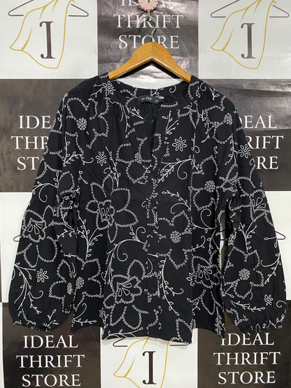 F&F |M| BUST 20| A29| BLACK & WHITE FLORAL EMBROIDERED LONG-SLEEVE BLOUSE