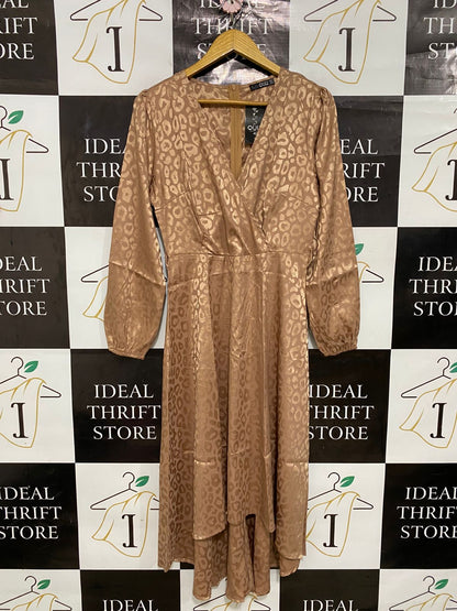 QUIZ |M| BUST 17| A29| GOLDEN-BROWN JACQUARD LEOPARD PRINT WRAP-FRONT HI-LOW MIDI DRESS