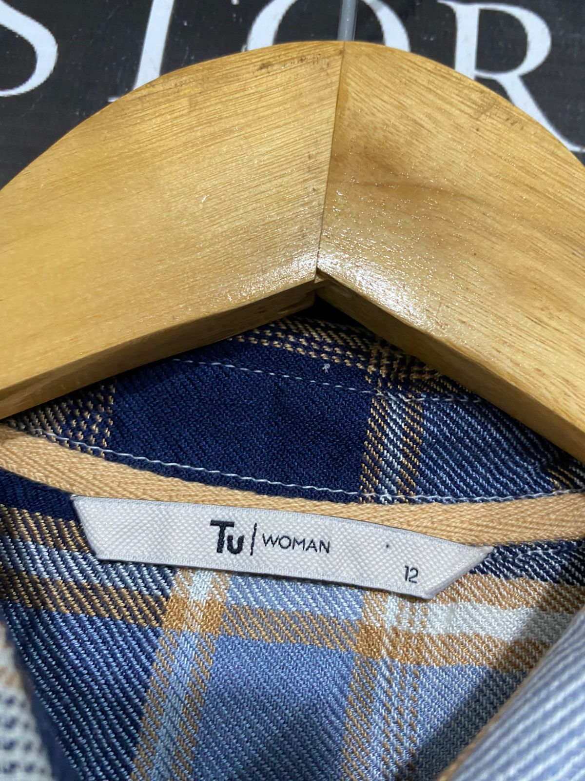 TU WOMAN |M| BUST 19| A29| BLUE, BROWN & WHITE PLAID TARTAN LONG-SLEEVE SHIRT / TUNIC