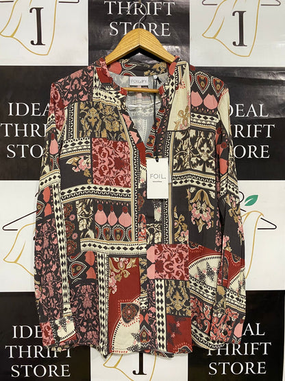 FOIL |L| BUST 21| A31| MULTICOLOR PATCHWORK PRINT LONG-SLEEVE V-NECK BLOUSE