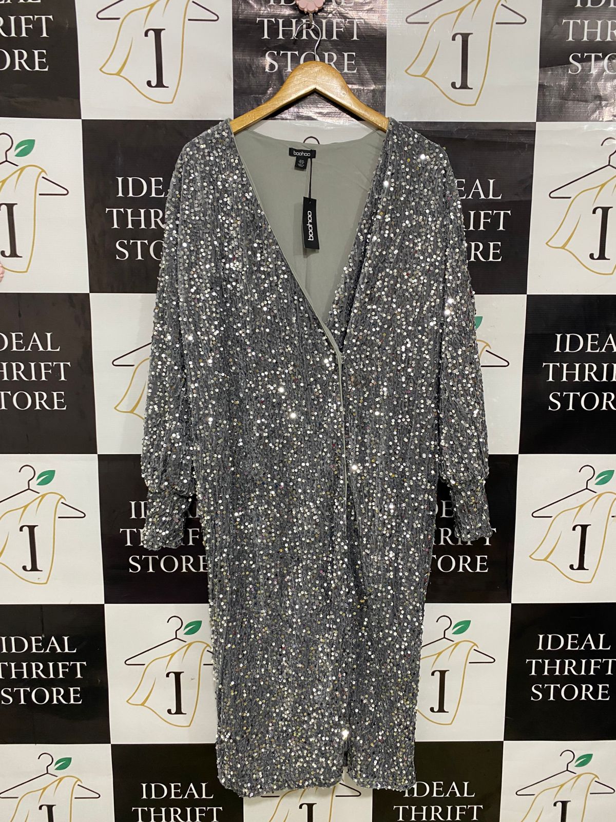 BOOHOO |XL| BUST 23| A31| SAGE & SILVER SEQUIN V-NECK LONG-SLEEVE MIDI DRESS