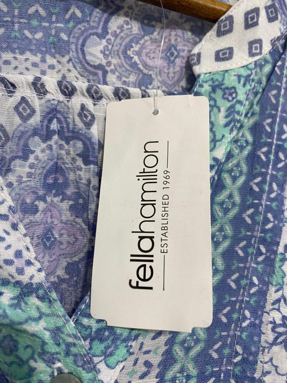 FELLA HAMILTON |L| BUST 21| A31| PURPLE & BLUE PATCHWORK PRINT V-NECK LONG-SLEEVE BLOUSE