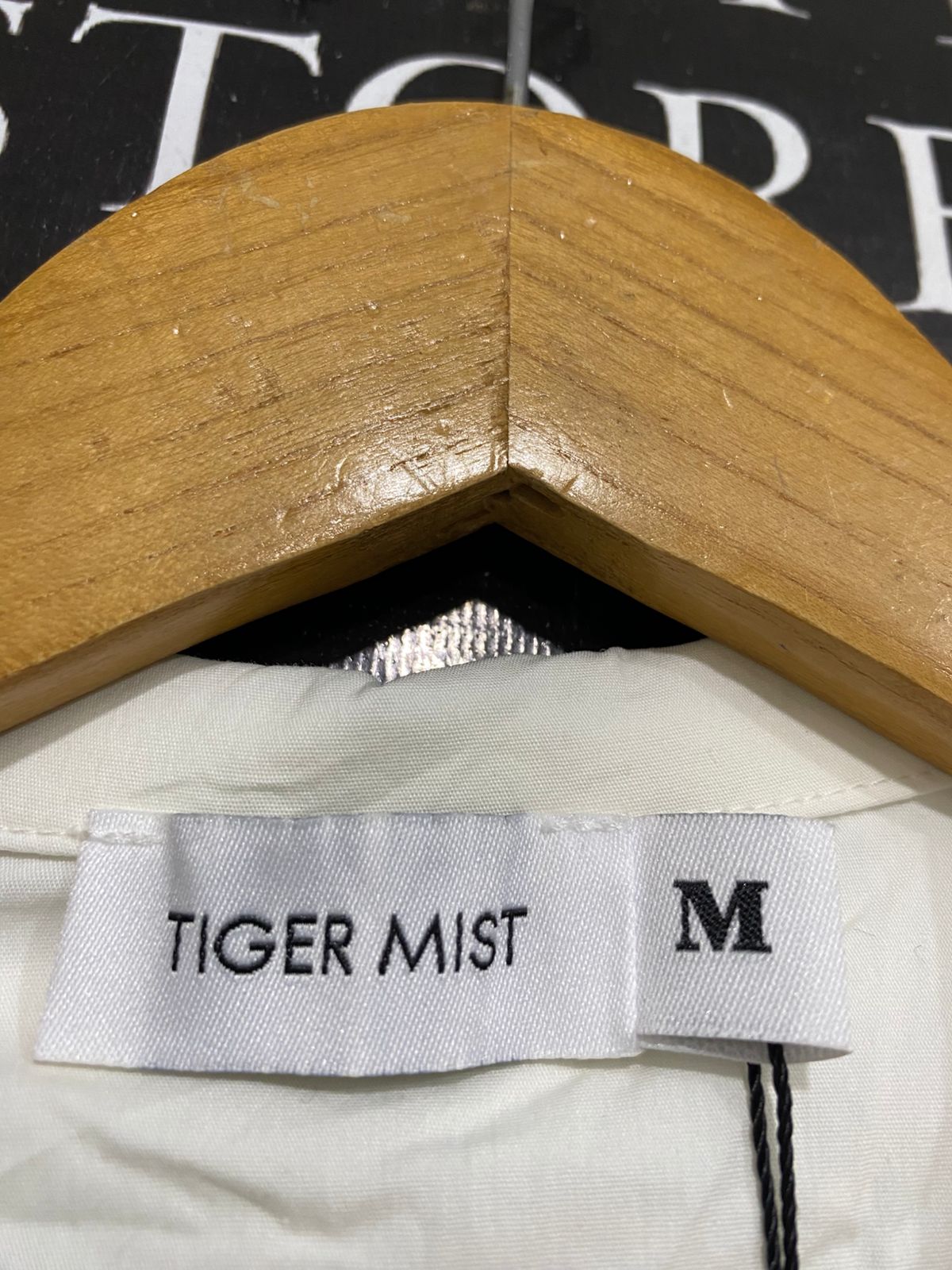 TIGER MIST |M| BUST 16| A30| WHITE COLLARED BOLERO SHrug LONG-SLEEVE CROP TOP