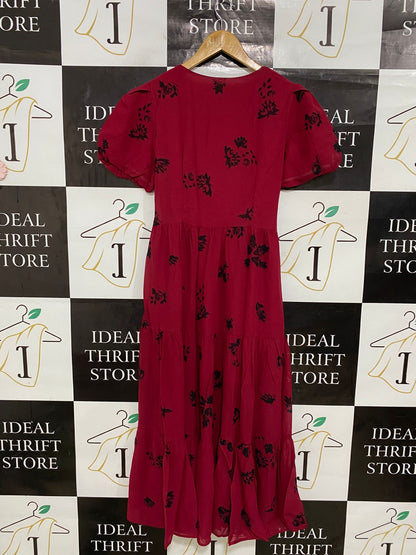 ONH ONH |L| BUST 17| A30| MAGENTA & BLACK FLORAL PRINT V-NECK TIERED MIDI DRESS