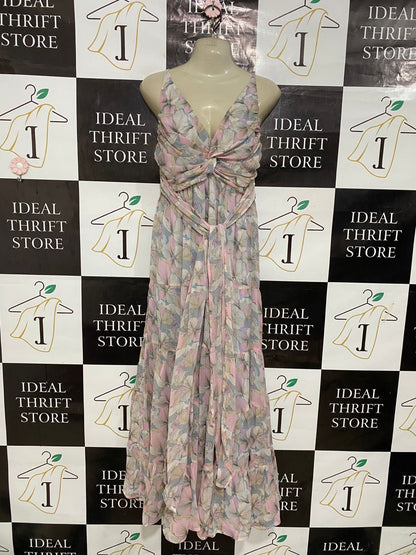 ASTR |S| BUST 15| A30| PASTEL FLORAL V-NECK KNOT-FRONT TIERED MAXI DRESS