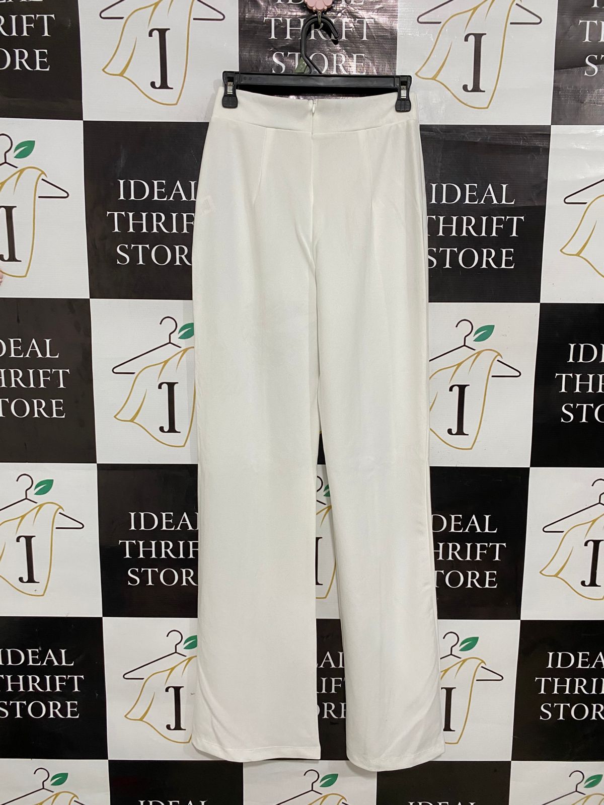 FASHION NOVA |M| WAIST 26| A30| WHITE HIGH-WAISTED FRONT-SLIT PANTS