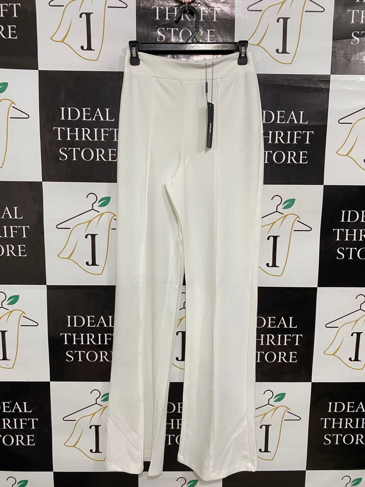 FASHION NOVA |M| WAIST 26| A30| WHITE HIGH-WAISTED FRONT-SLIT PANTS