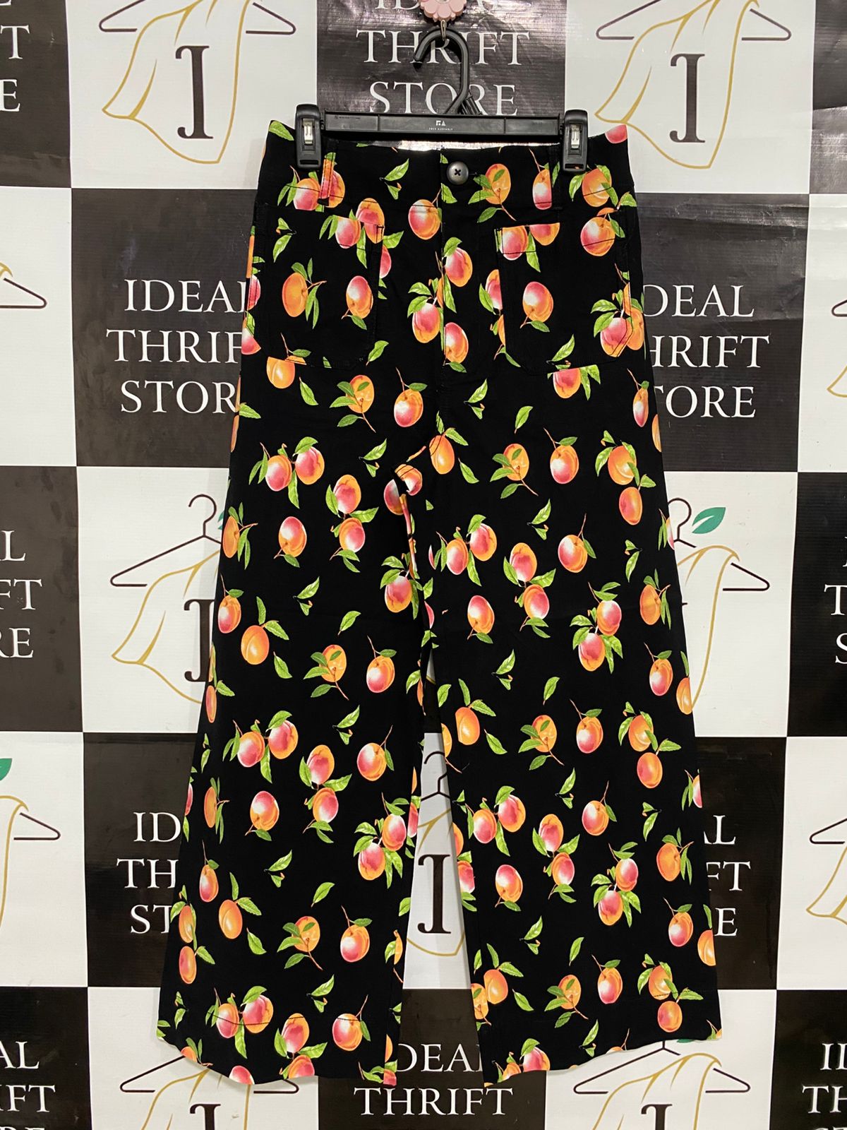 ANTHROPOLOGIE |M| WAIST 28| A30| BLACK & ORANGE PEACH FRUIT PRINT WIDE-LEG CROP PANTS