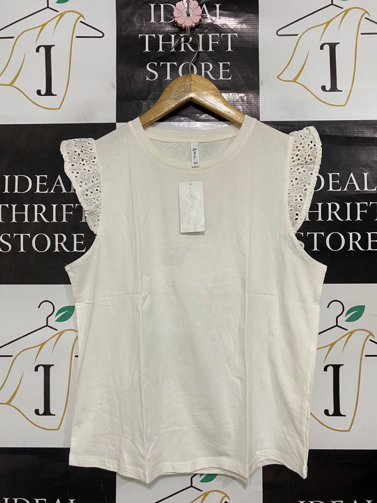 & ME |M| BUST 19| A30| WHITE BRODERIE ANGLAISE SLEEVELESS TEE